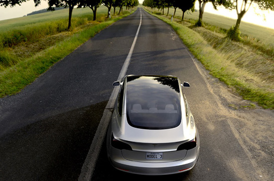 Tesla Model 3 střecha