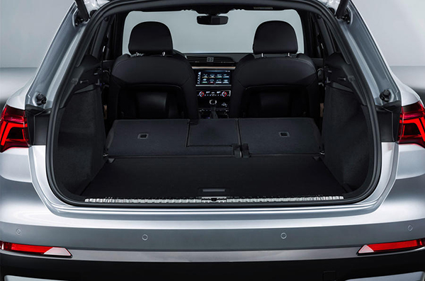 Audi Q3 zavazadlový prostor