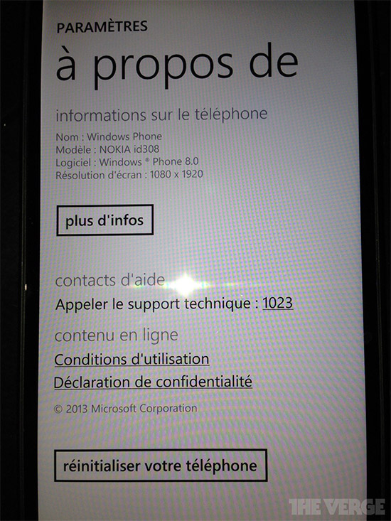 Nokia Lumia 1520 rozlišení displeje