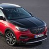 Plug-in hybrid Opel Grandland X Hybrid4 dává 300 koní